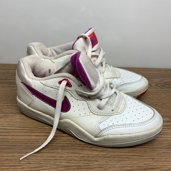 Nike Challenge Court VINTAGE 80's Tennis Shoes White RARE Women's